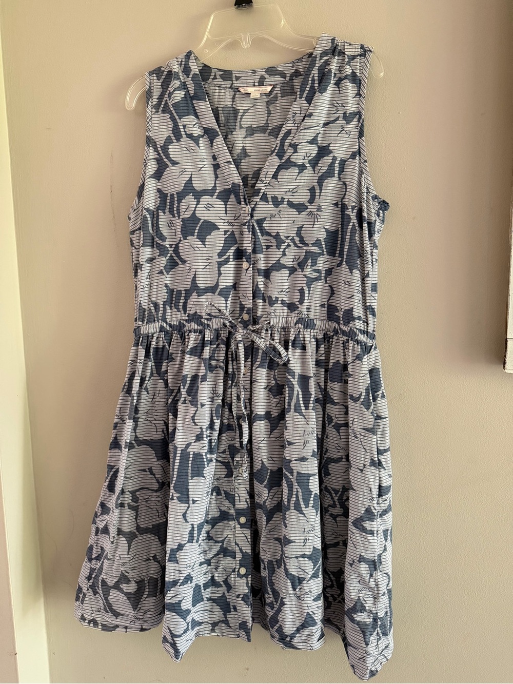 GAP Blue and White Striped Floral Blouse